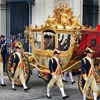 Eerste ritje gouden koets