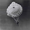 Vandaag in het verleden: 1e parachutesprong uit een vliegtuig 1e parachutesprong uit een vliegtuig